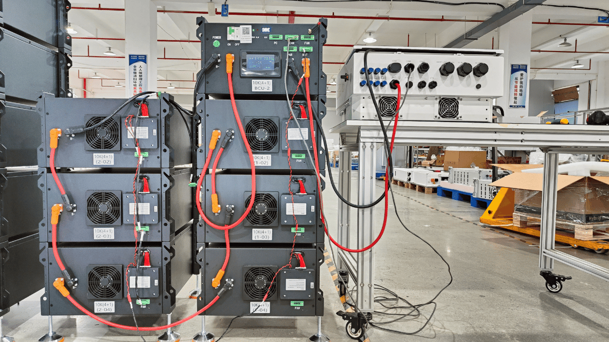 Rakour engineering team providing technical support for battery installation, wiring, and BMS configuration