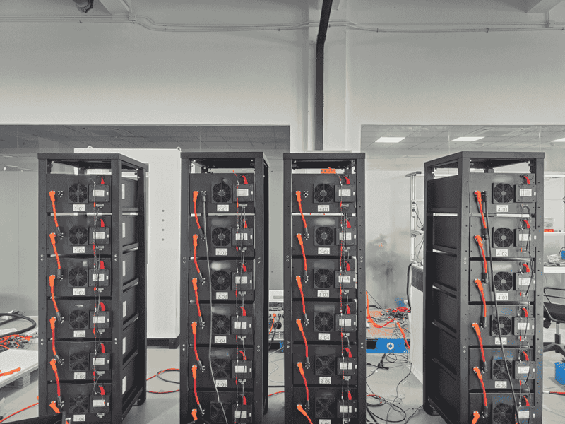 Rakour high-voltage battery management system showing the dual-layer master-slave BMS architecture with BCU and internal CAN bus ports.